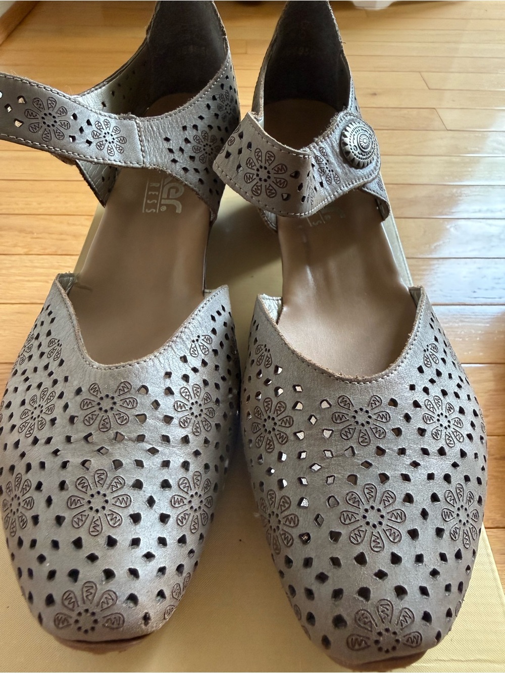 Rieker Antistress Mirjam perforated comfort Mary Jane pumps